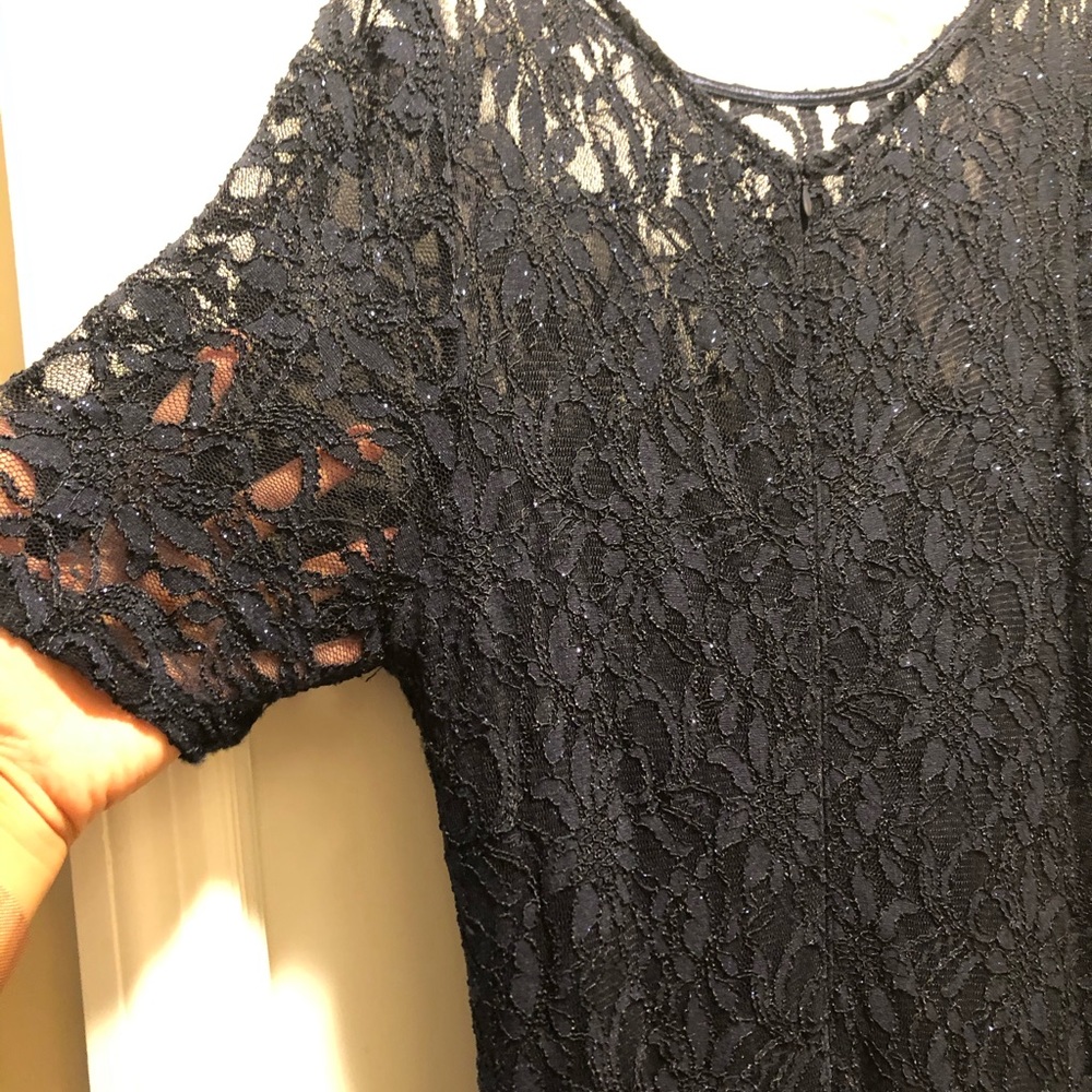 Evenong gown - Picture 3 of 5
